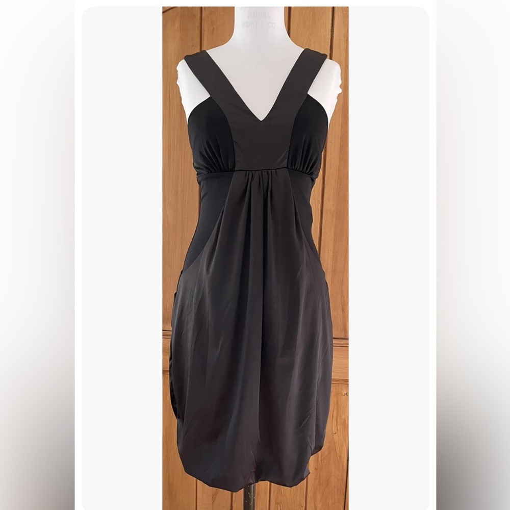 IODICE Stunning Women’s Sleeveless Bubble Hem Dress Size M Medium NWT